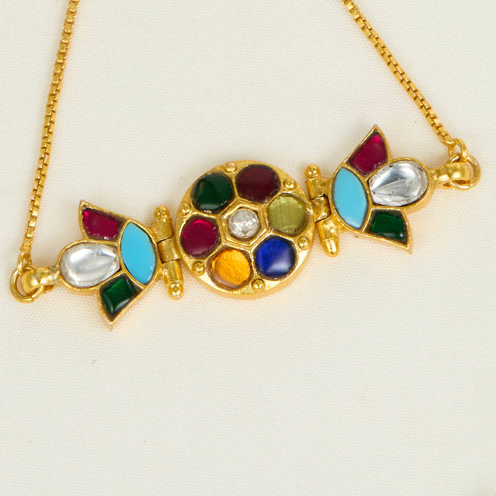 Eeshavasya Kundan Bracelet