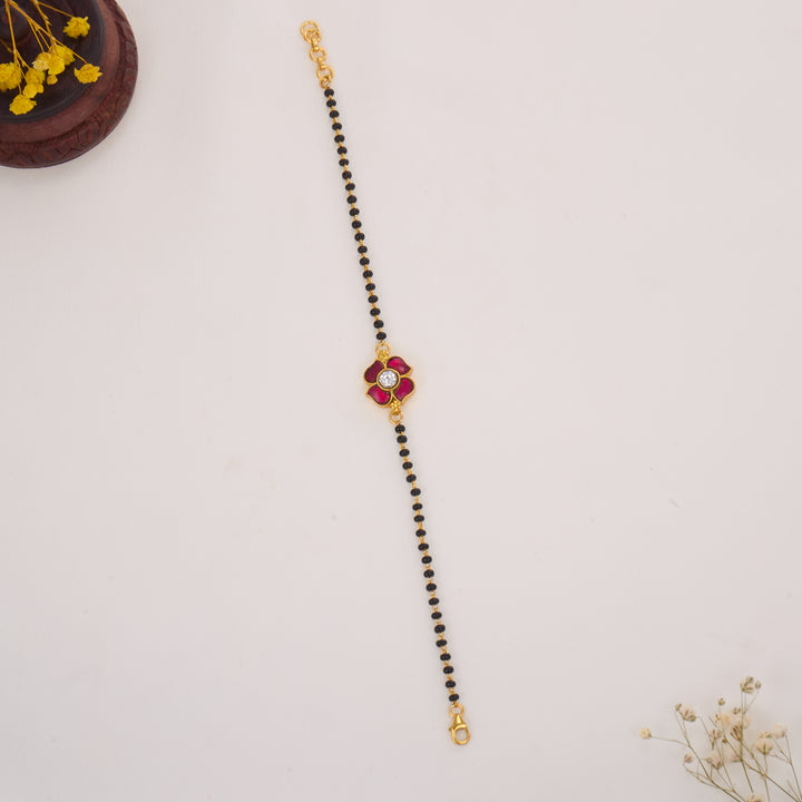 Shatrumarini Kundan Bracelet