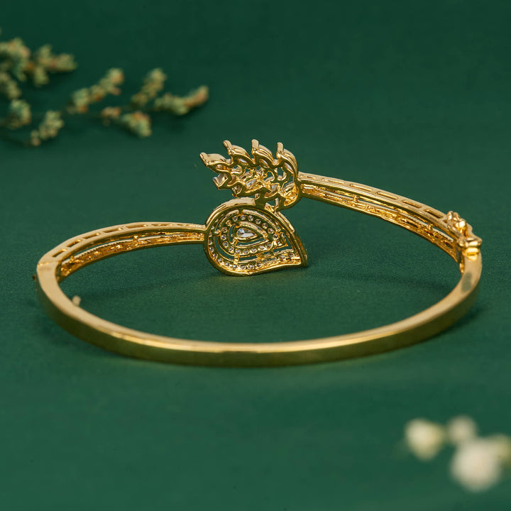 Paraa Avikam Bracelet