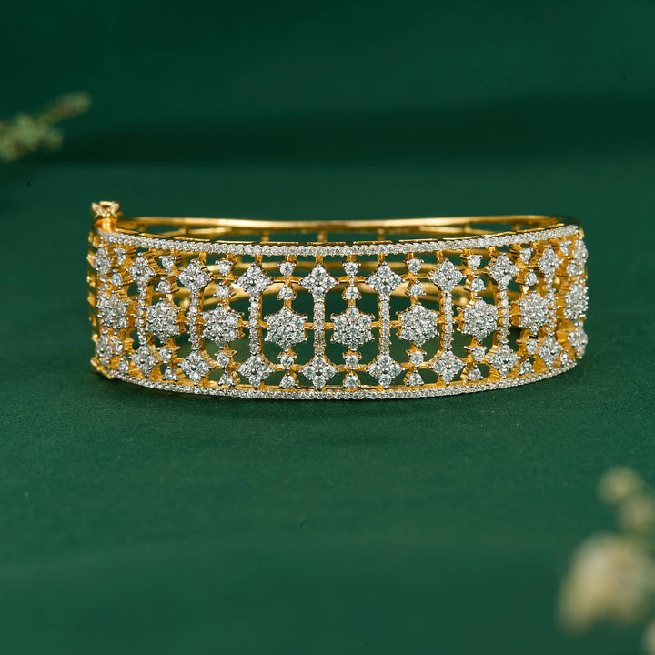 Glittering Avikam Bracelet