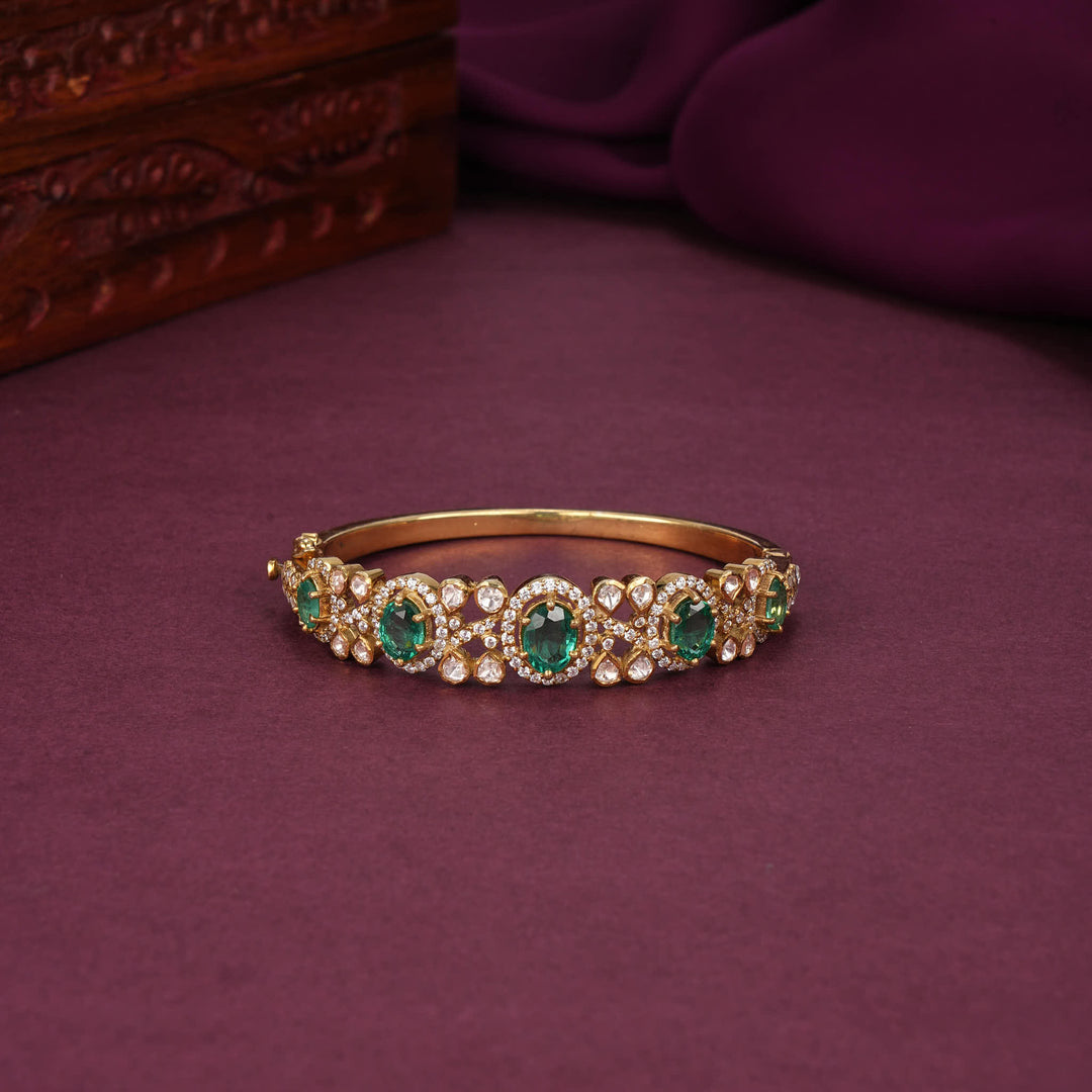Vinthikaa Moissanite Bracelet