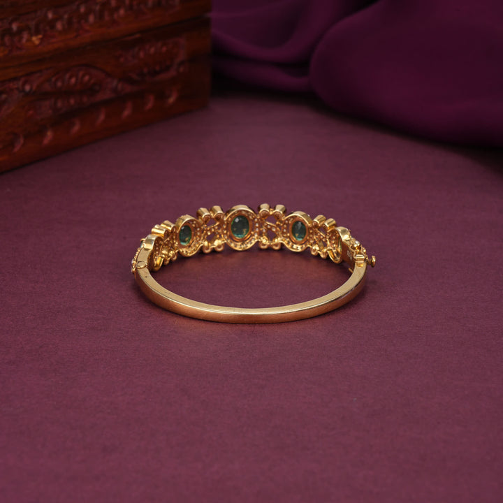 Vinthikaa Moissanite Bracelet