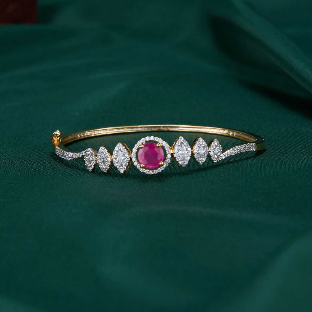 Charm Avikam Bracelet