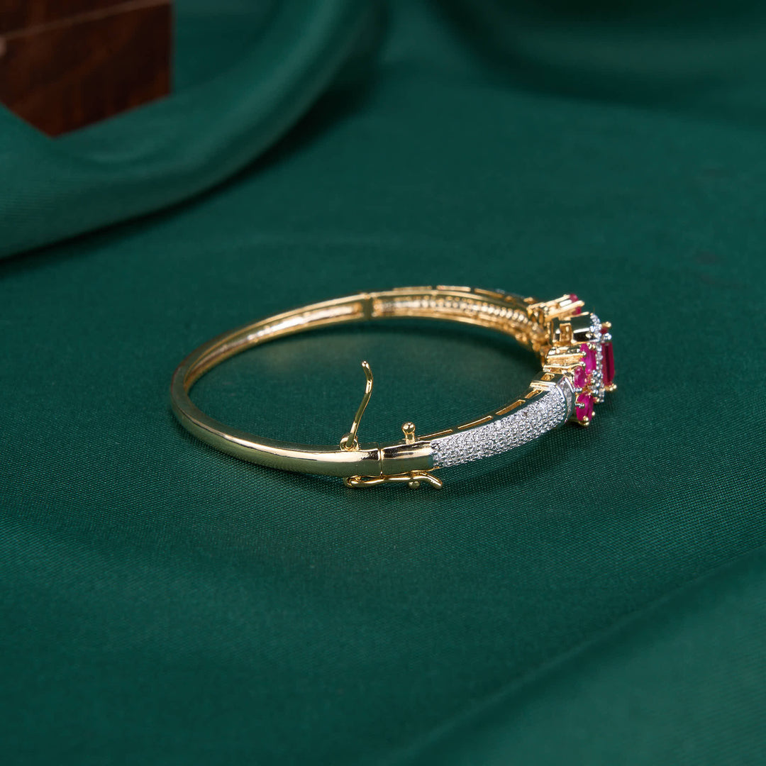 Avenza Avikam Bracelet