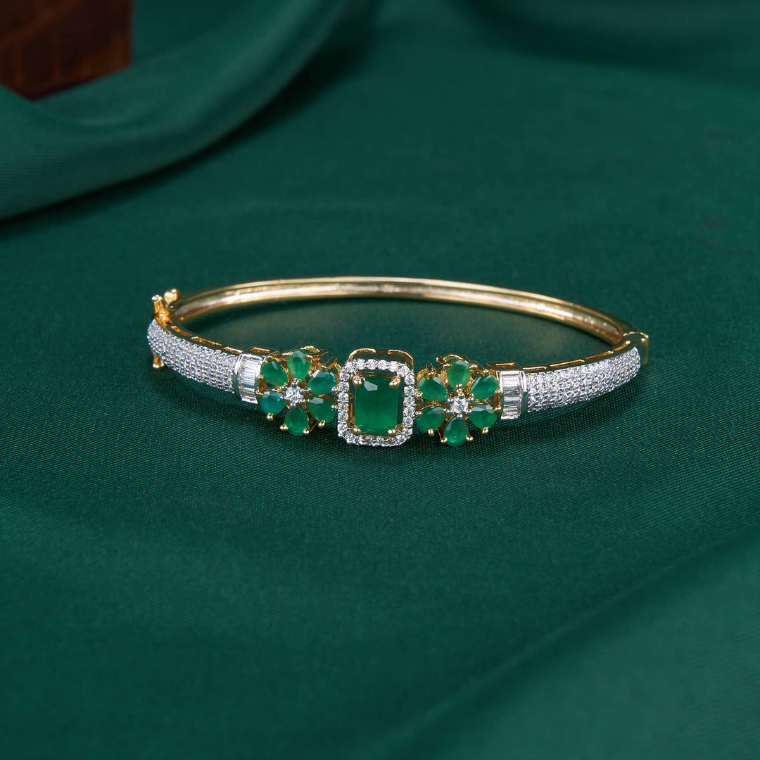 Yashmikaa Avikam Bracelet