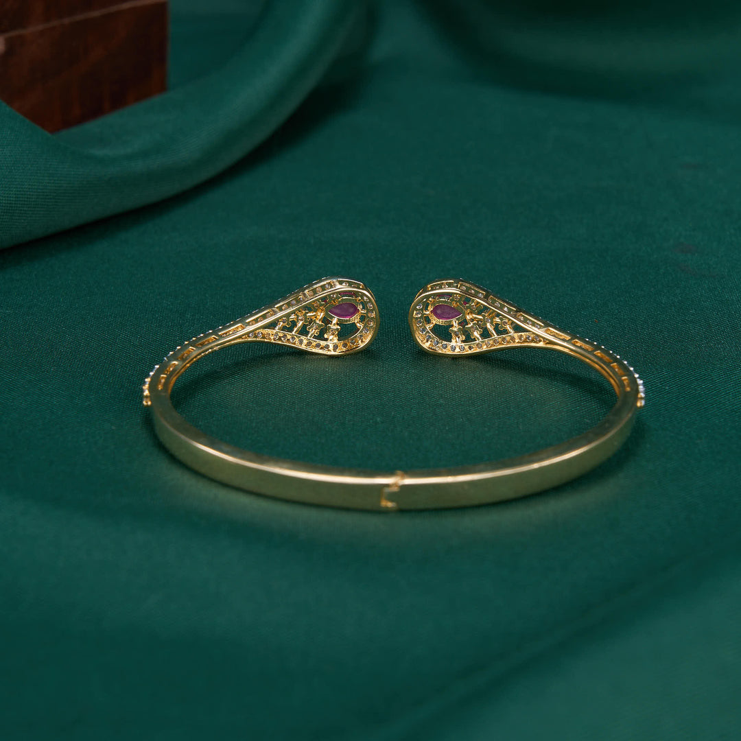Nishitha Avikam Bracelet