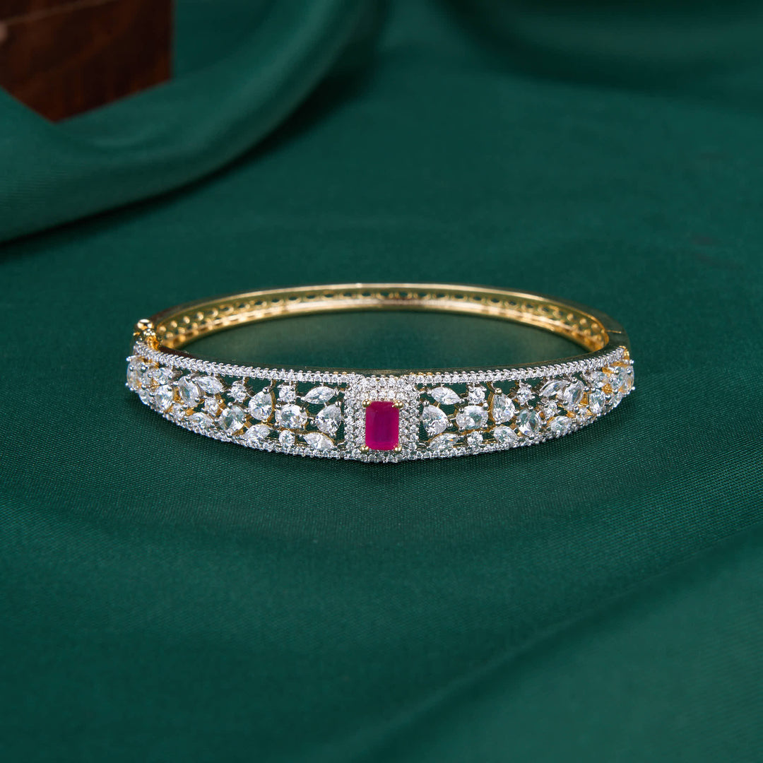 Dazzling Dream Avikam Bracelet