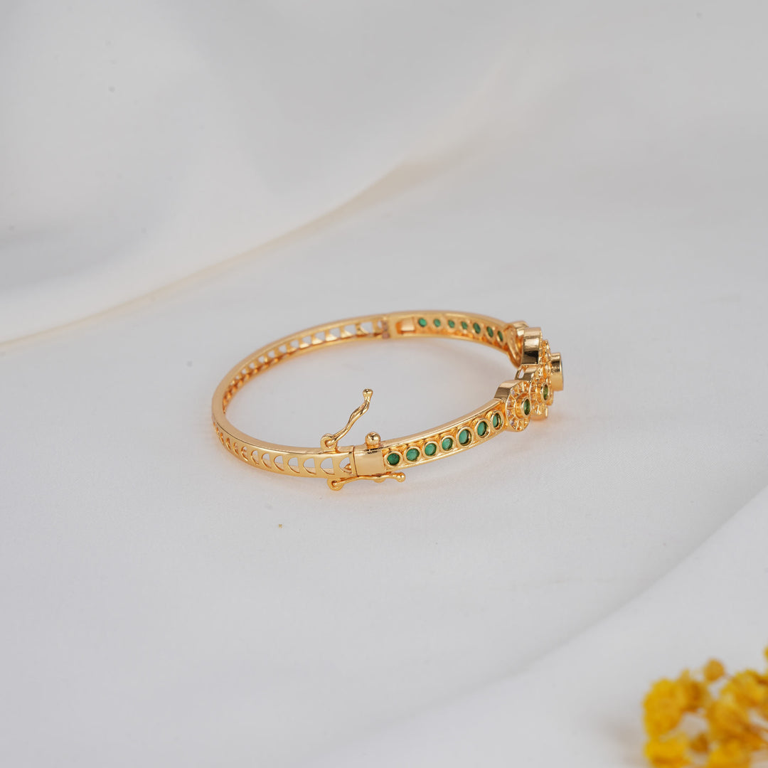 Hemorra Stone Bracelet