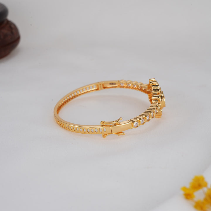Rishikaa Stone Bracelet