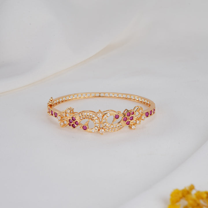 Liyaankaa Stone Bracelet
