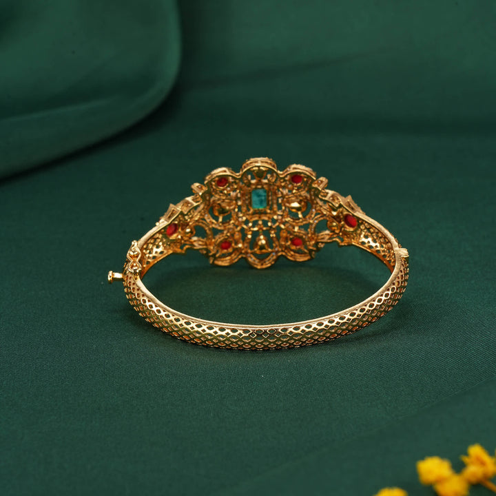 Trendy Glow Victorian Bracelet