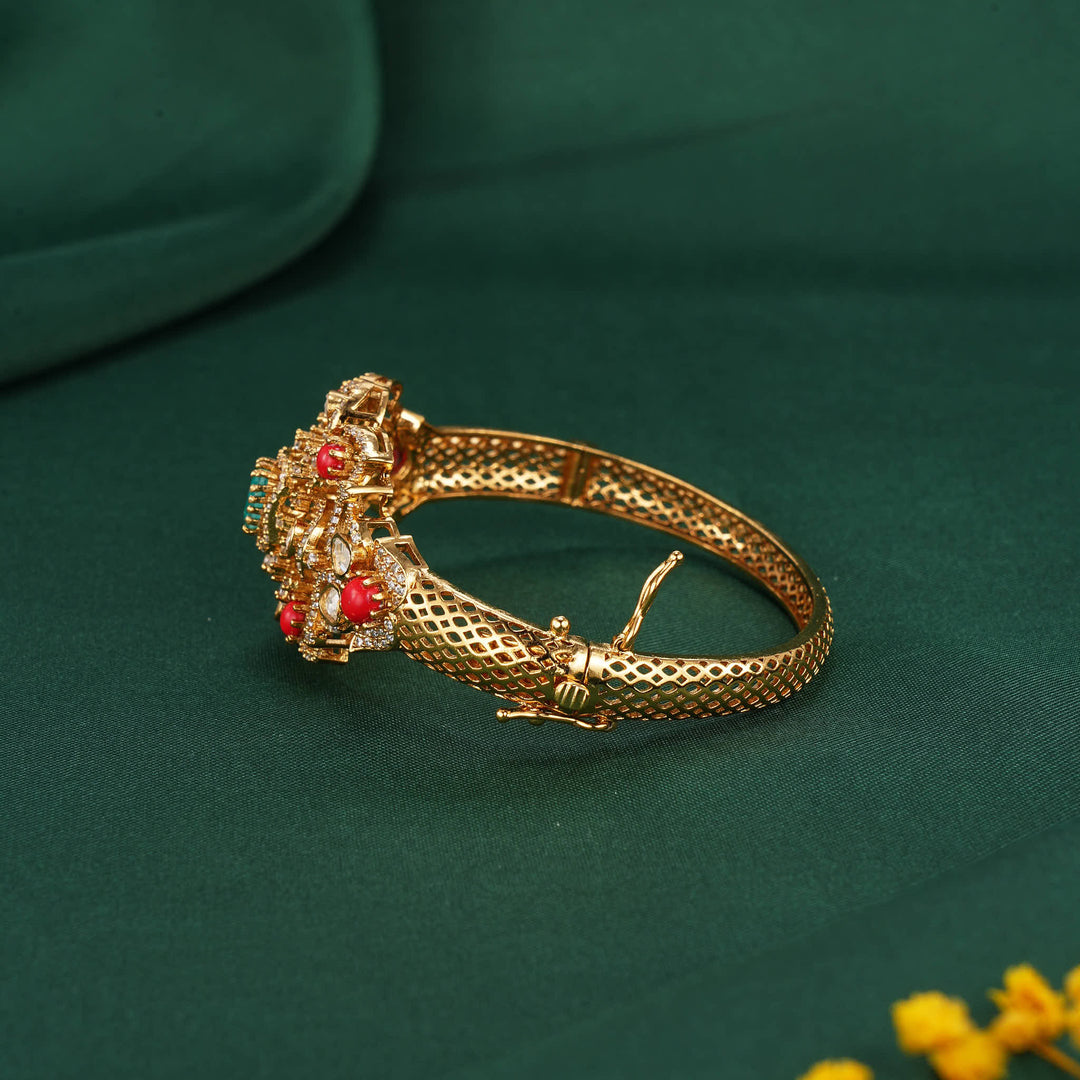 Trendy Glow Victorian Bracelet