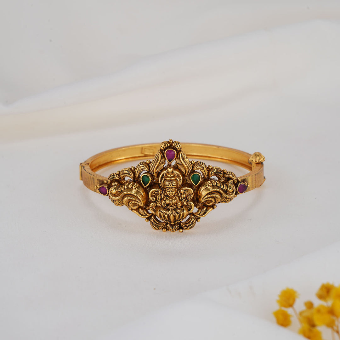 Taahira Nagas Bracelet