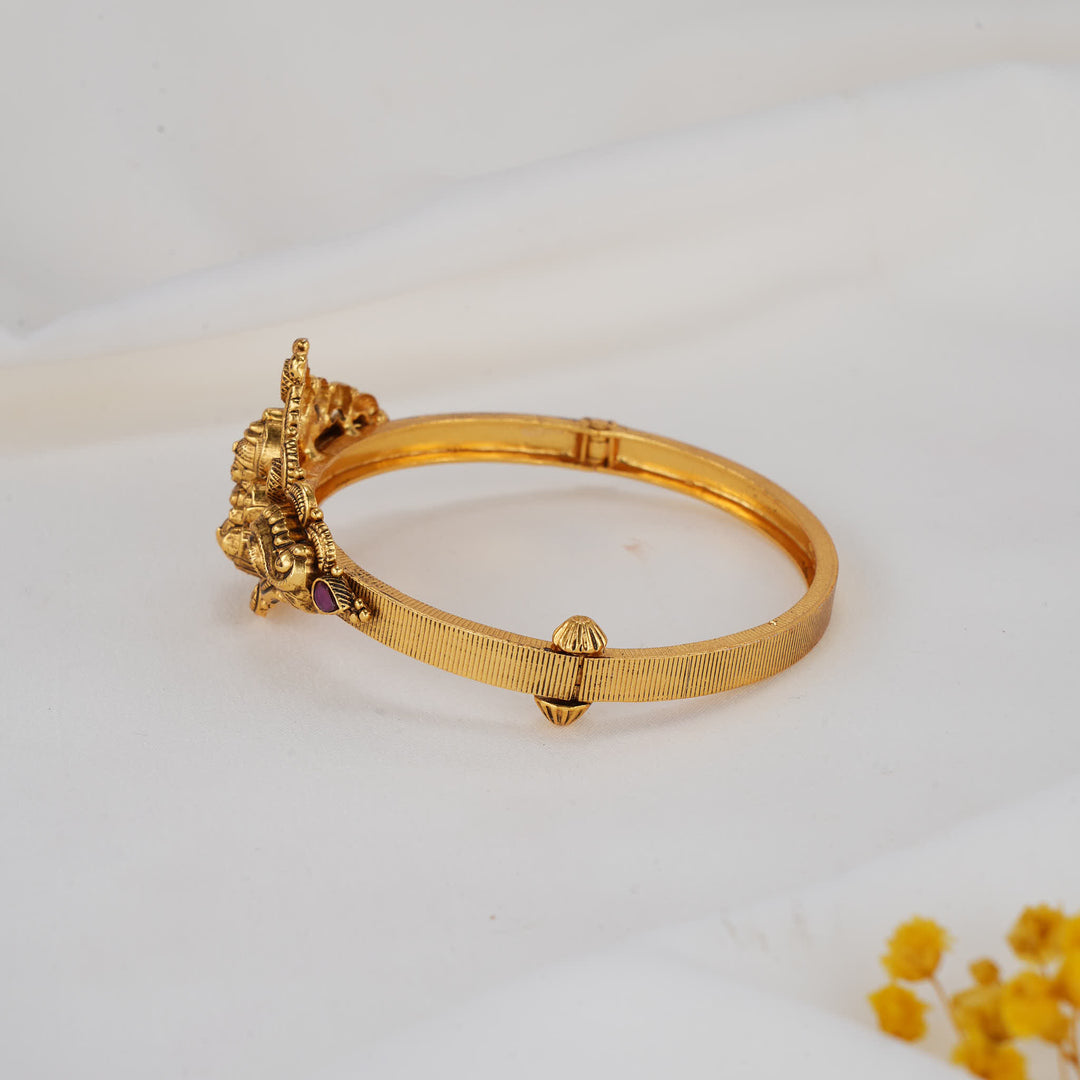 Taahira Nagas Bracelet