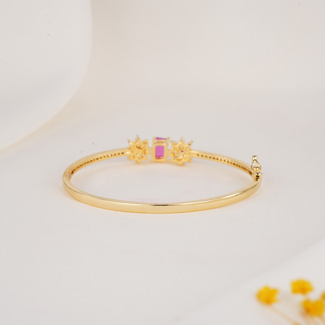 Vitrikaa Stone Bracelet
