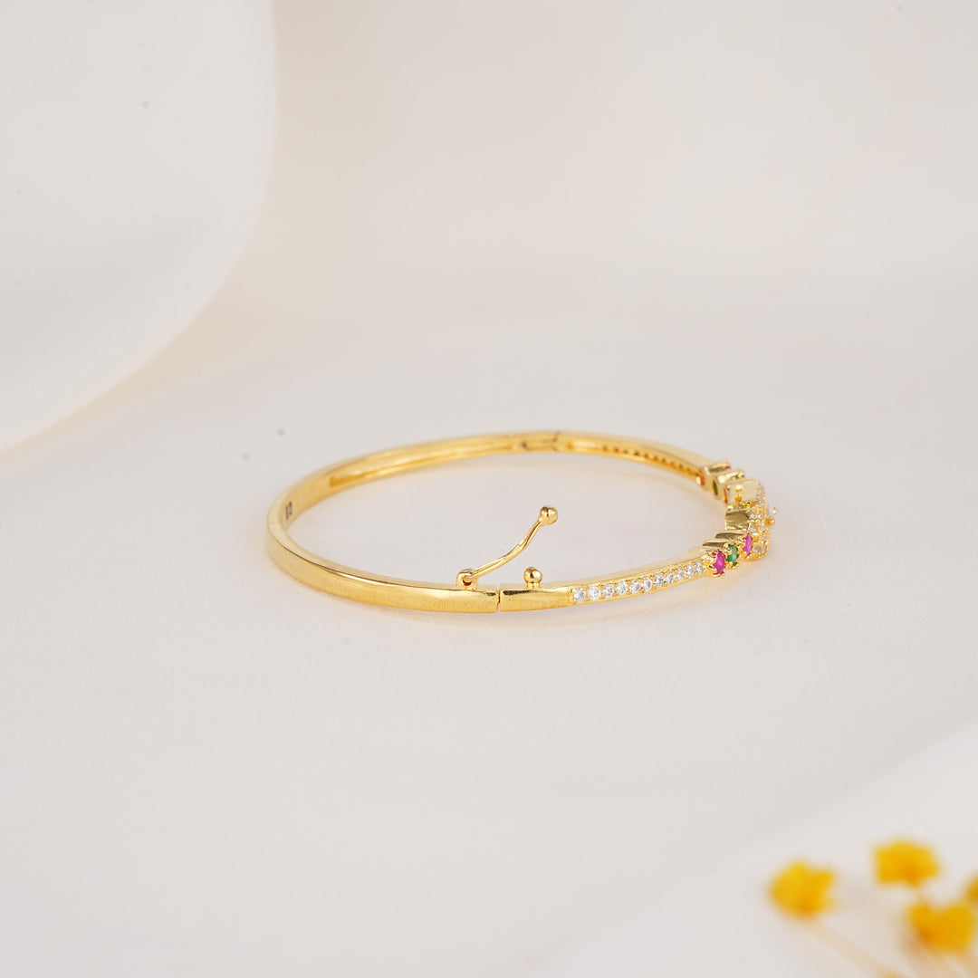 Vedhika Stone Bracelet