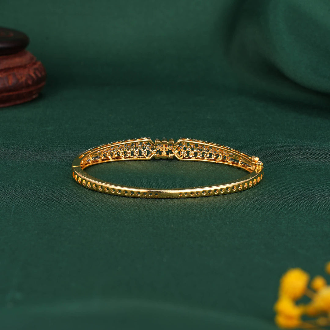 Gleaming Avikam Bracelet