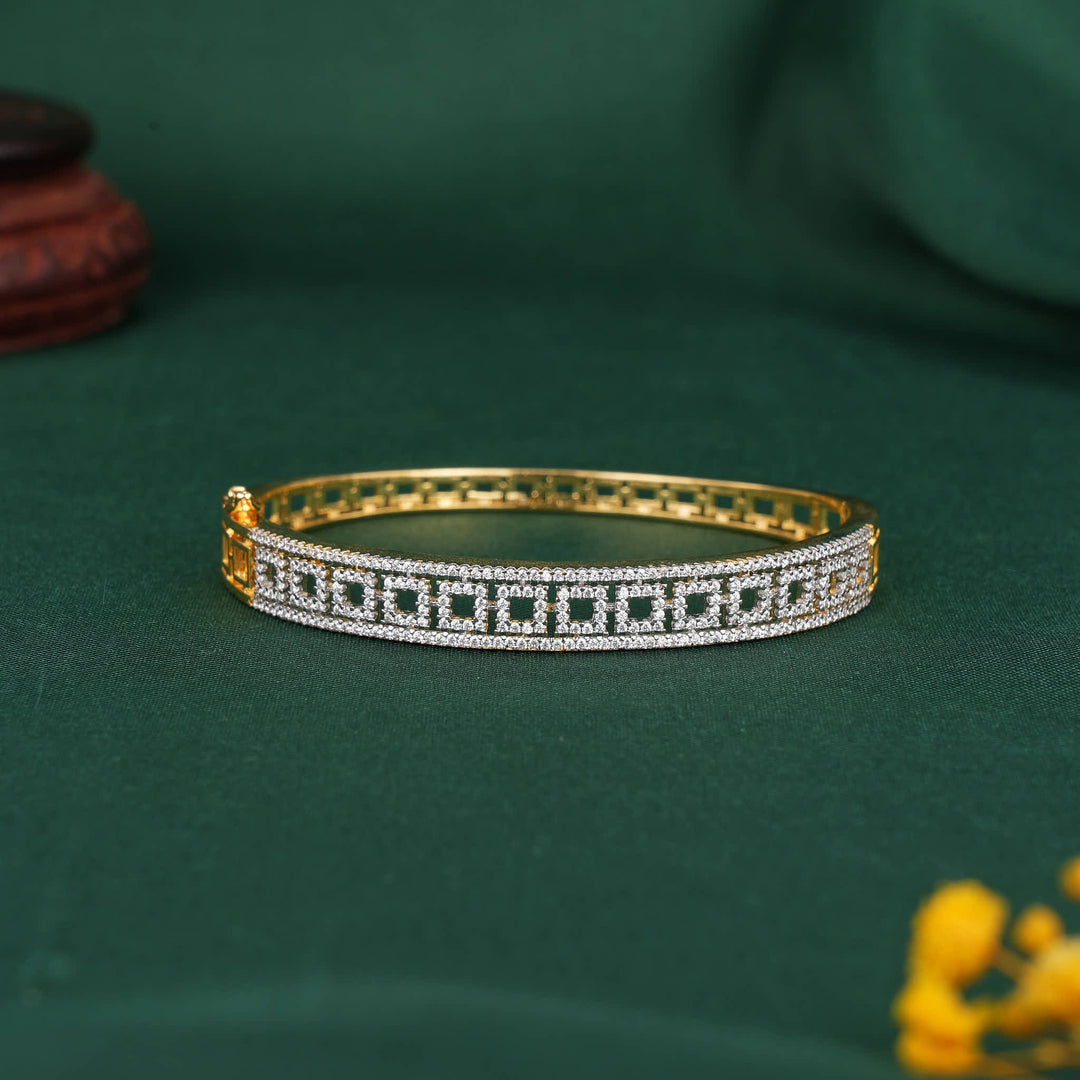 Lavya Avikam Bracelet