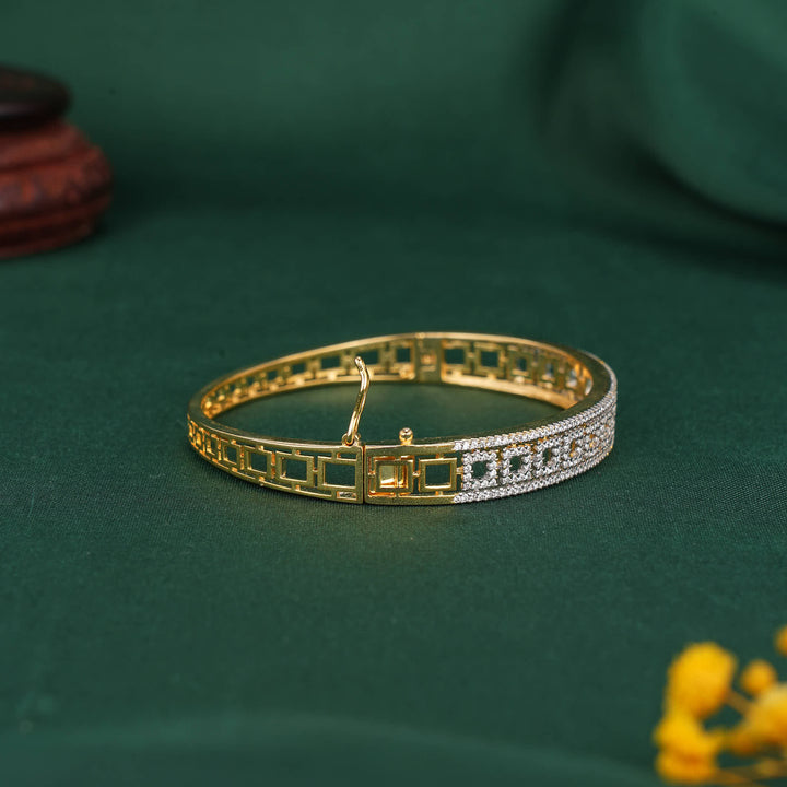 Lavya Avikam Bracelet