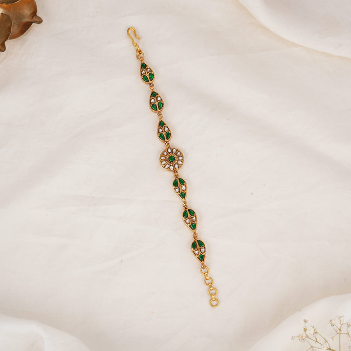 Tharshana Kundan Bracelet
