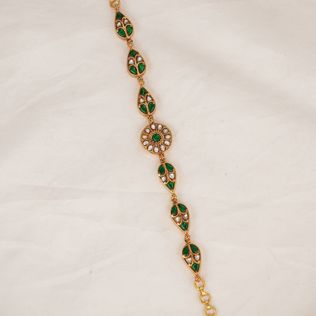 Tharshana Kundan Bracelet