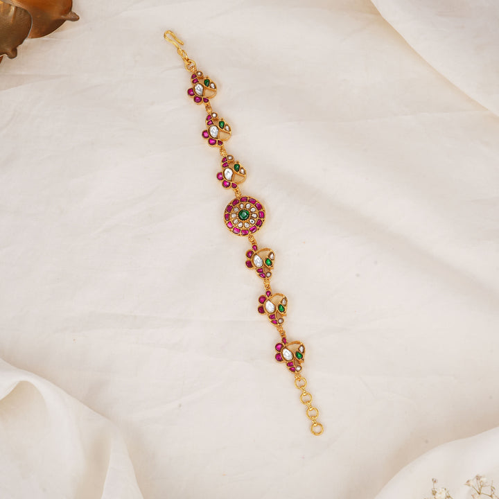 Prathishka Kundan Bracelet