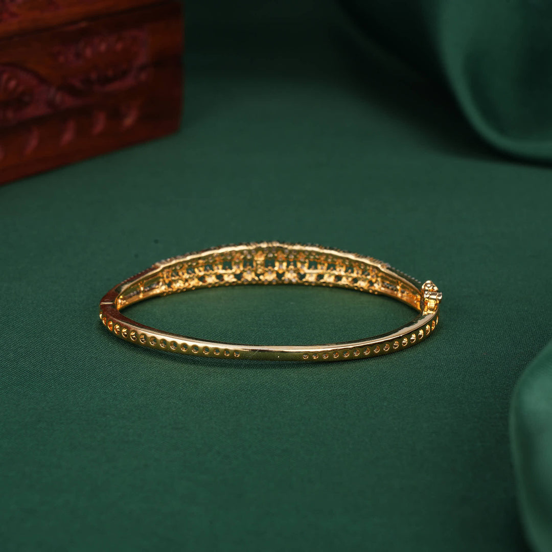 Nikarikaa Avikam Bracelet