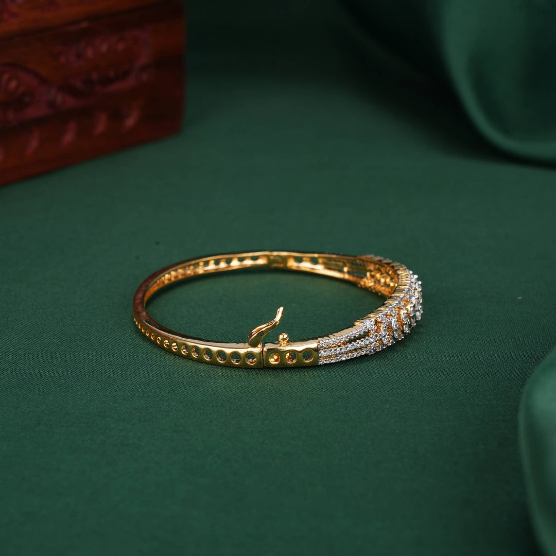 Nikarikaa Avikam Bracelet