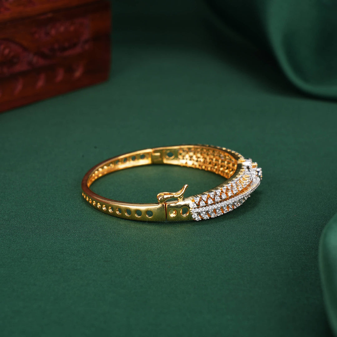 Elinikaa Avikam Bracelet