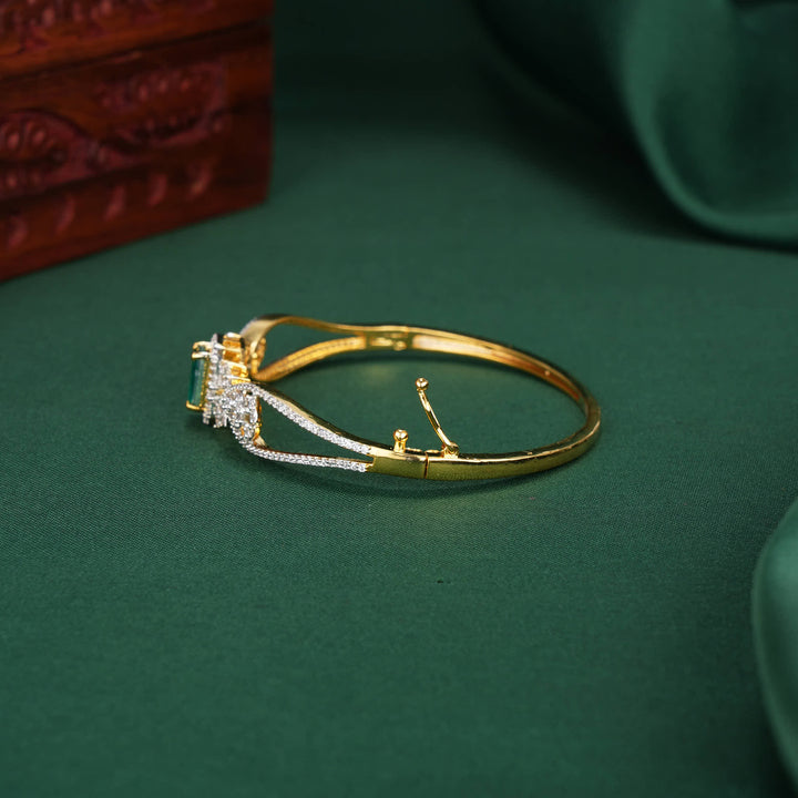 Dheekisha Avikam Bracelet