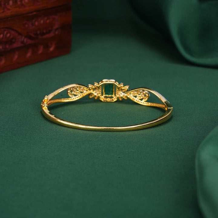 Dheekisha Avikam Bracelet