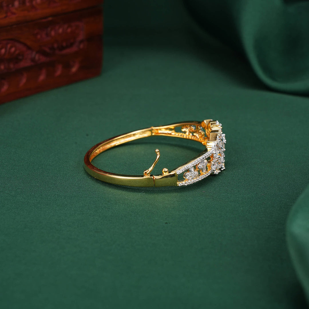 Venitha Avikam Bracelet