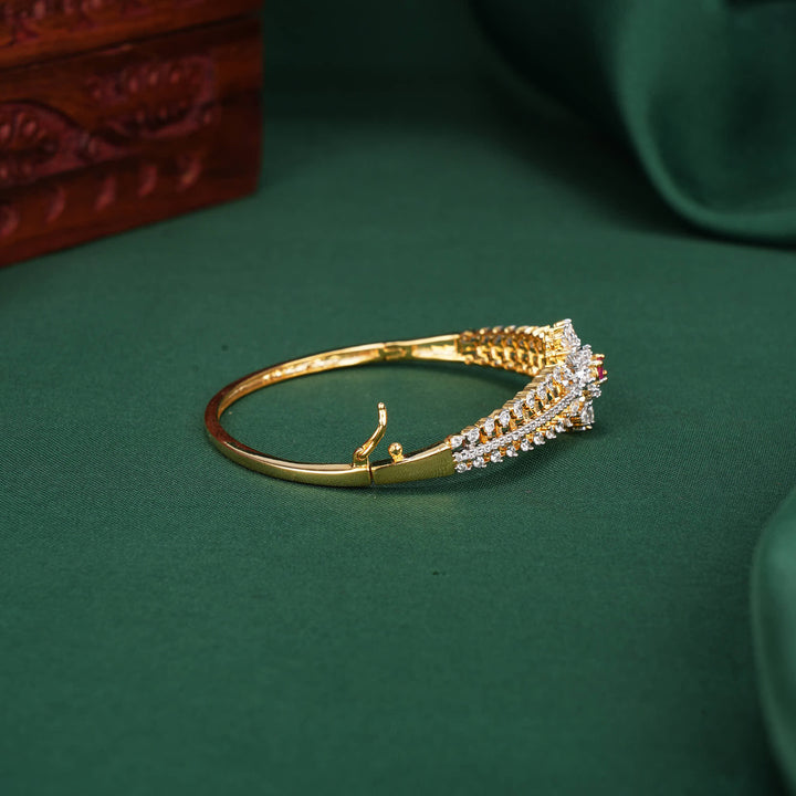 Nainikaa Avikam Bracelet