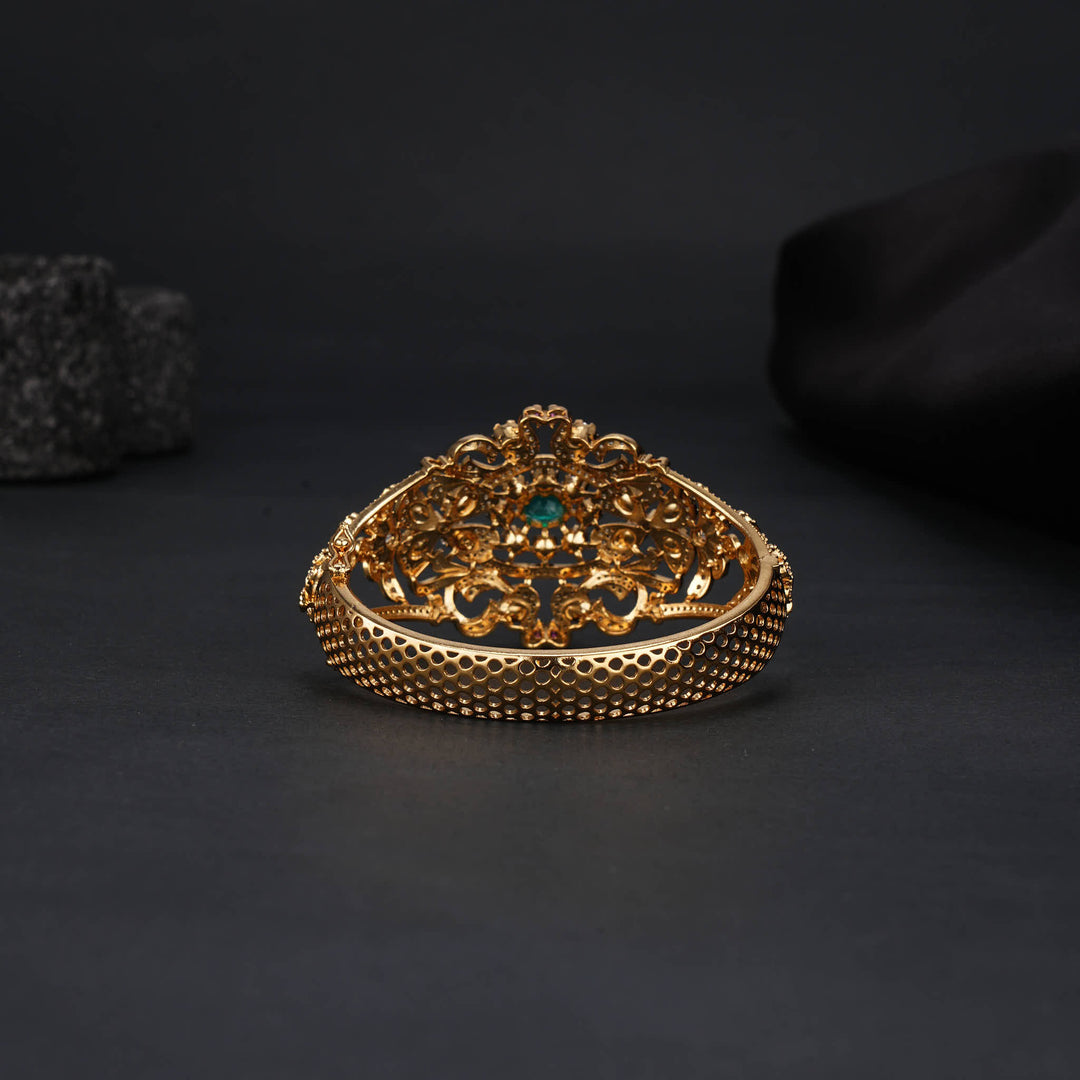 Avanthikaa  Victorian Bracelet