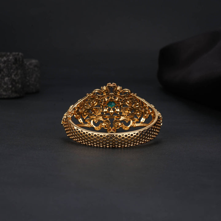 Avanthikaa  Victorian Bracelet