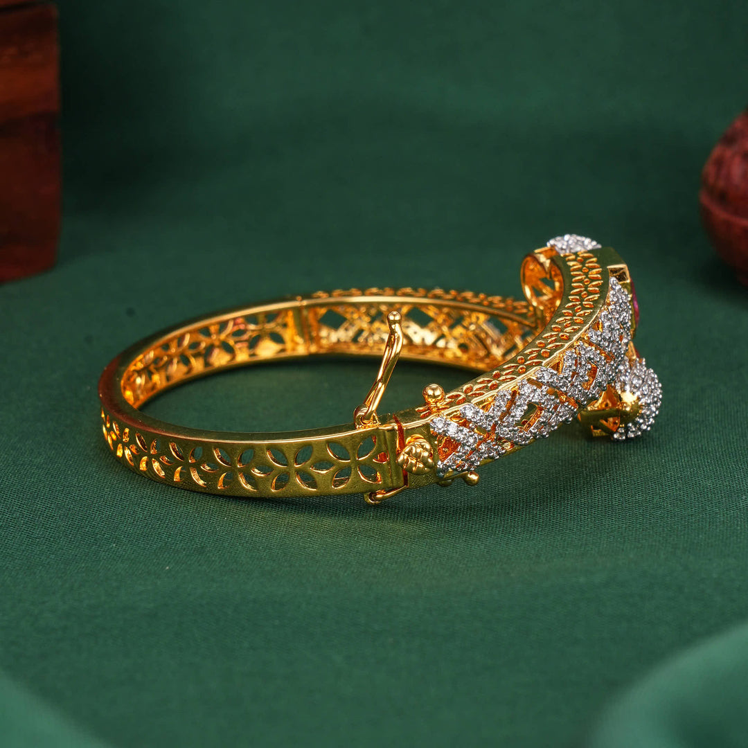 Graceful Avikam Bracelet