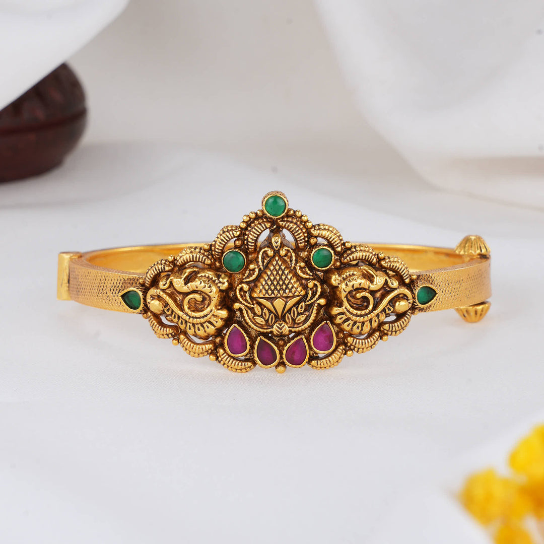 Viyanika Nagas Bracelet