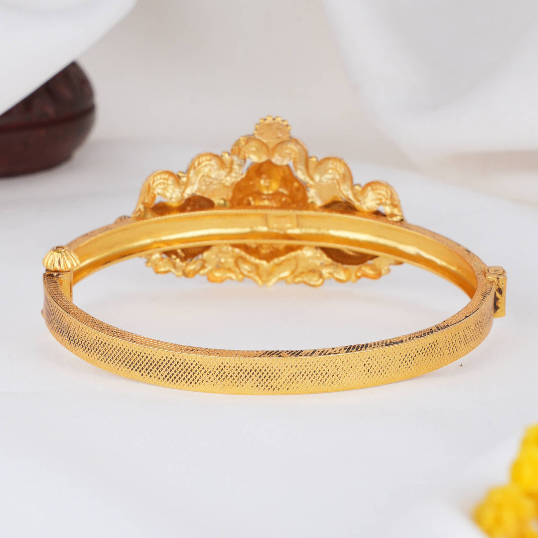 Ezhisa Nagas Bracelet