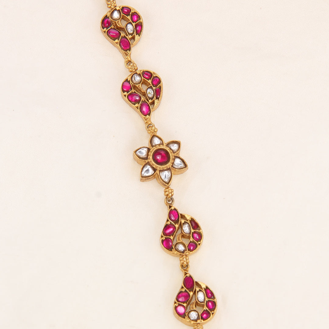 Enriched Kundan Bracelet