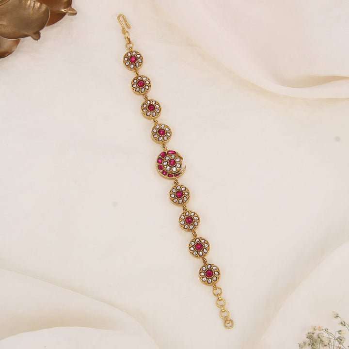 Crafted Grace Kundan Bracelet