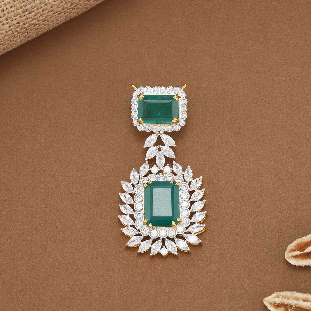 Mithuna Avikam Pendant Set