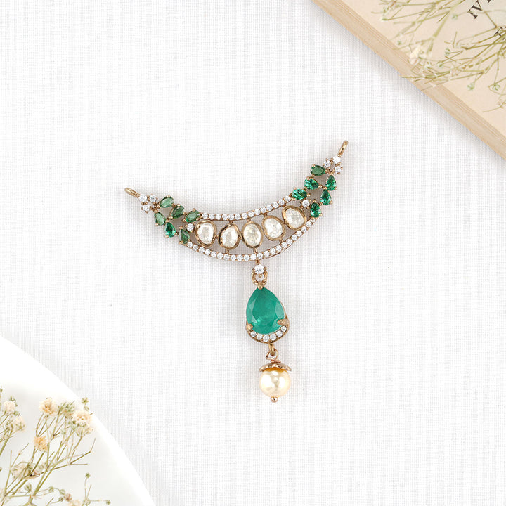 Vrusni Victorian Pendant