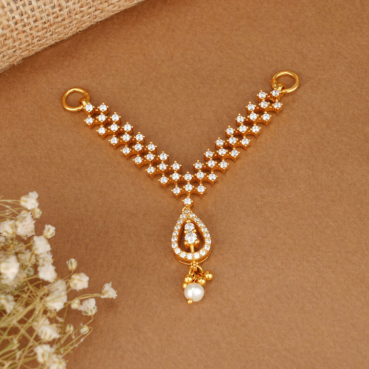 Dazzling Stone Pendant