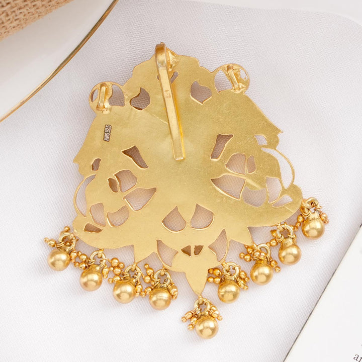 Pretty Kundan Pendant