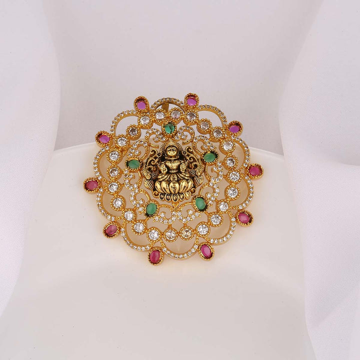 Grand Look Nagas Pendant