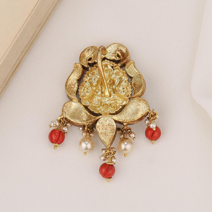 Chic Charms Nagas Pendant