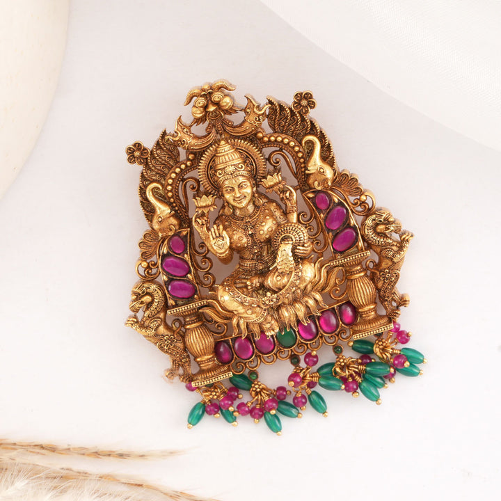 Shinning Lakshmi Nagas Pendant