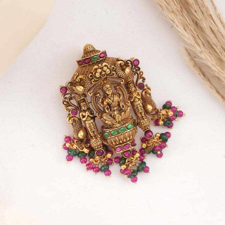 Glowing Nagas Pendant