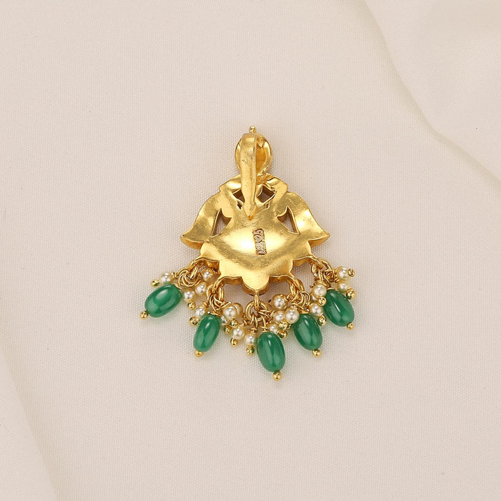 Fabulous Kundan Pendant