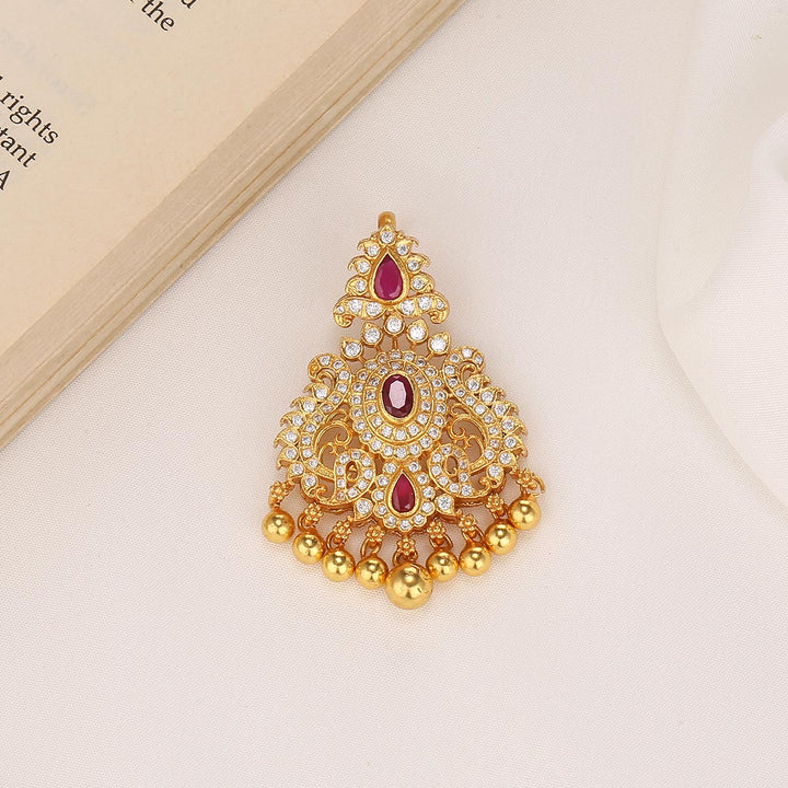 Sparkling Stone Pendant